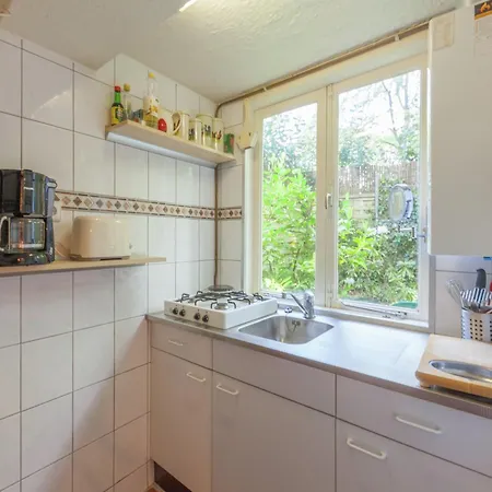 Holiday Home In Huizen'S Charm, Cleaning Included Huizen